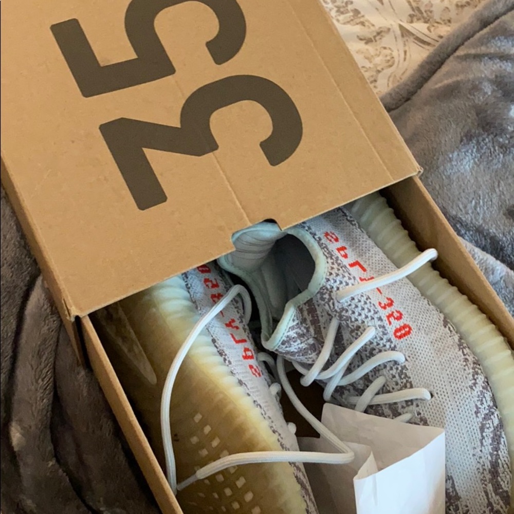 COPY - Yeezy Boost 350 V2 Blue Tint Size 5 - Picture 10 of 12